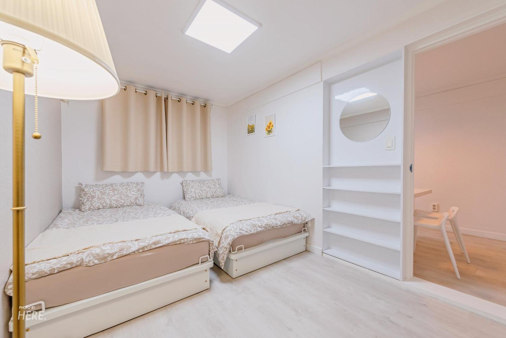 Seeu House Hongdae Seoul Room photo
