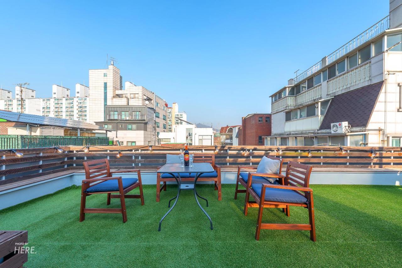 Seeu House Hongdae Seoul Exterior photo